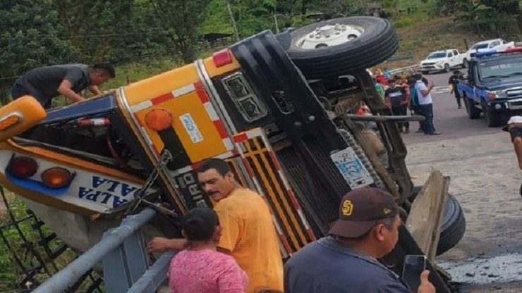 Trágico accidente en Nicaragua cobra 19 vidas y deja 43 heridos