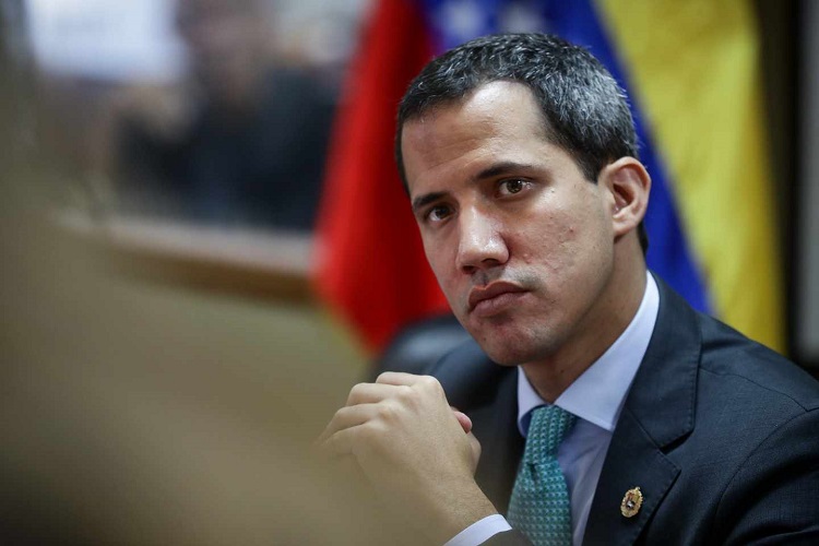 FBI inicia investigaciones para conocer destino de los fondos del Gobierno interino de Guaidó
