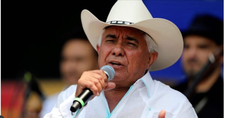 Reynaldo Armas se desvaneció durante un concierto en Apure