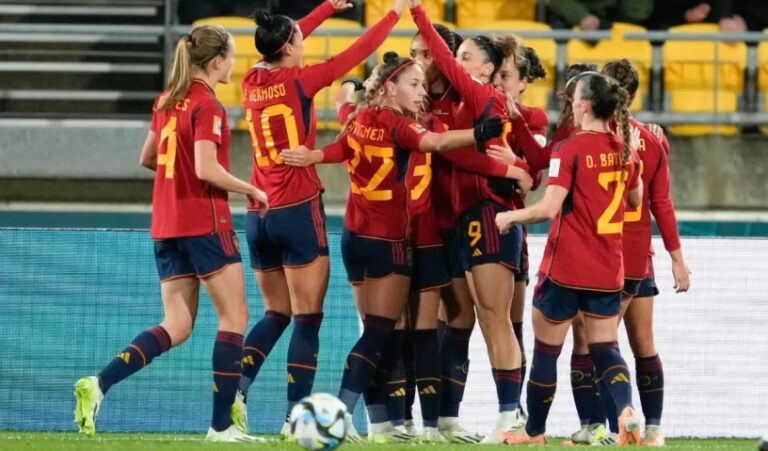 España encabeza por primera vez la clasificación femenina de la FIFA