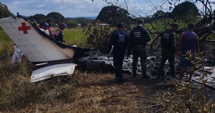 Incineran avioneta cargada de cocaína en Santa Elena de Uairén (FOTOS)