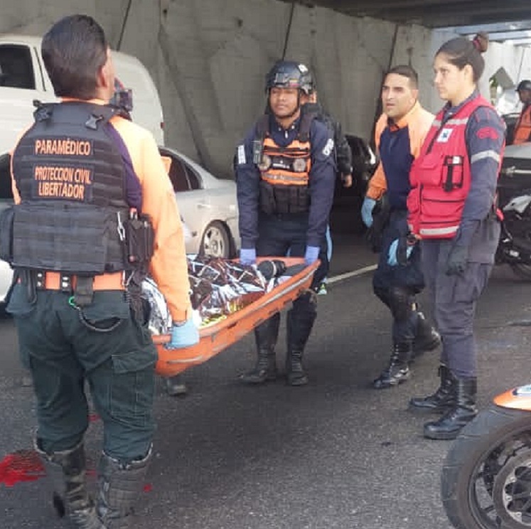 Una trabajadora del INTT murió en accidente de tránsito en Caracas