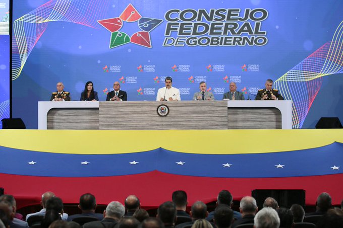 Maduro autoriza creación de Divisiones PDVSA Esequibo y CVG Esequibo