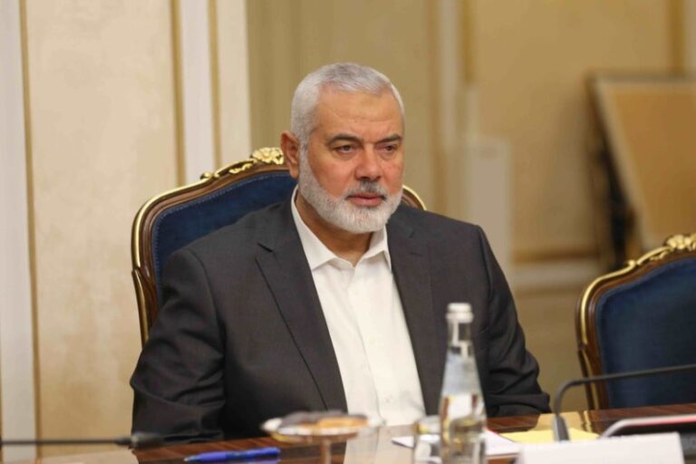 Jefe de Hamás negociará en Egipto nuevo alto el fuego en Gaza