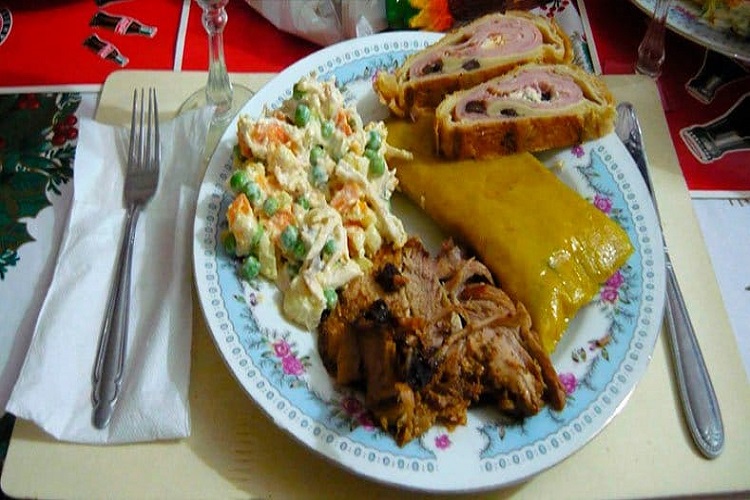 Venezolanos deben disponer entre 7 y 18 dólares por plato navideño