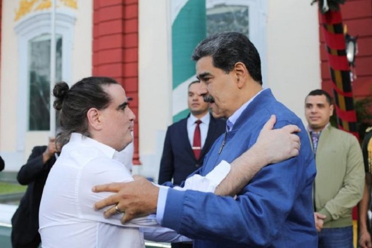 Videos: Maduro recibe a Alex Saab en Miraflores