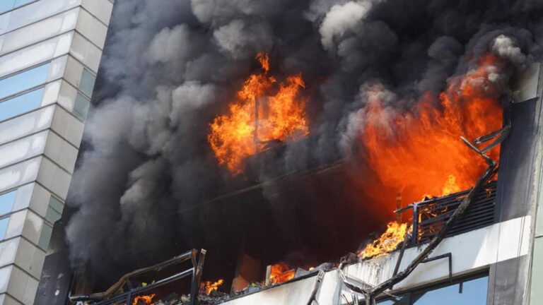 Una venezolana falleció en incendio de edificio en Argentina
