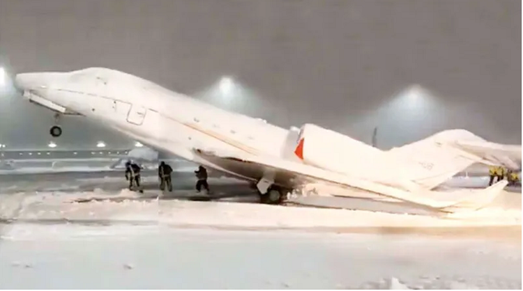 Nevada congeló aviones a punto de despegar en el aeropuerto de Múnich, Alemania (VÍDEO)