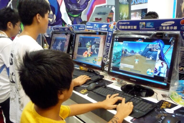 Los videojuegos en China sufren un duro golpe