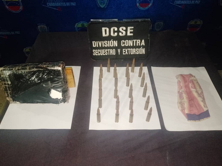 División contra Secuestro y Extorsión incauta en Churuguara una panela de cocaína y 22 municiones de FAL