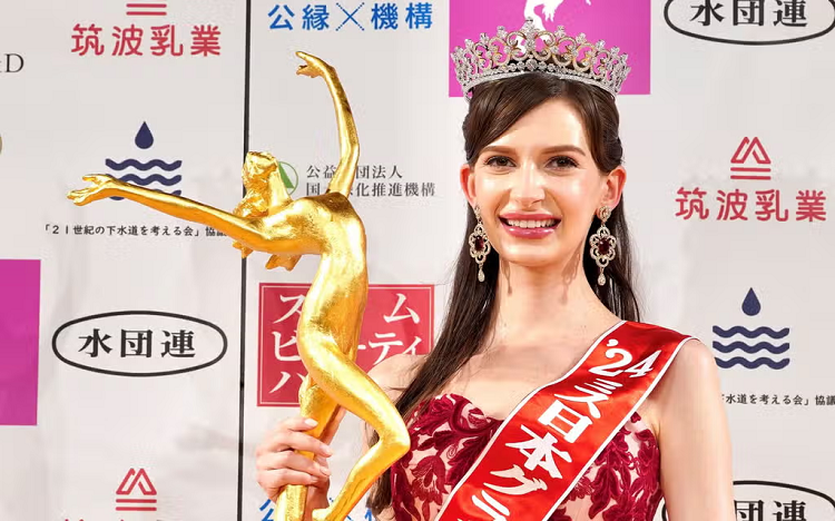 La disputa racial estalla después de que una modelo nacida en Ucrania gana el título de Miss Japón
