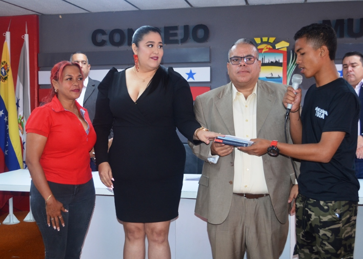 Ratificada Sabrina Leal como presidenta de Concecarirubana