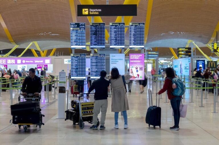 España hará una inversión millonaria para ampliar el aeropuerto de Madrid
