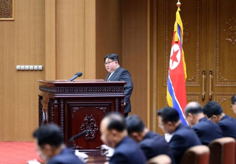 Corea del Norte disuelve agencias que trabajan por la reunificación con el Sur