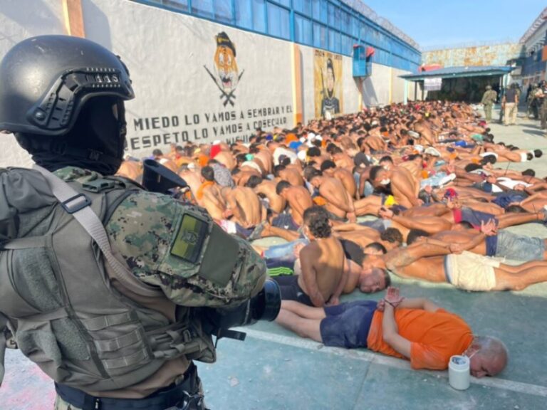 Fuerzas de seguridad de Ecuador intervienen la Penitenciaría del Litoral