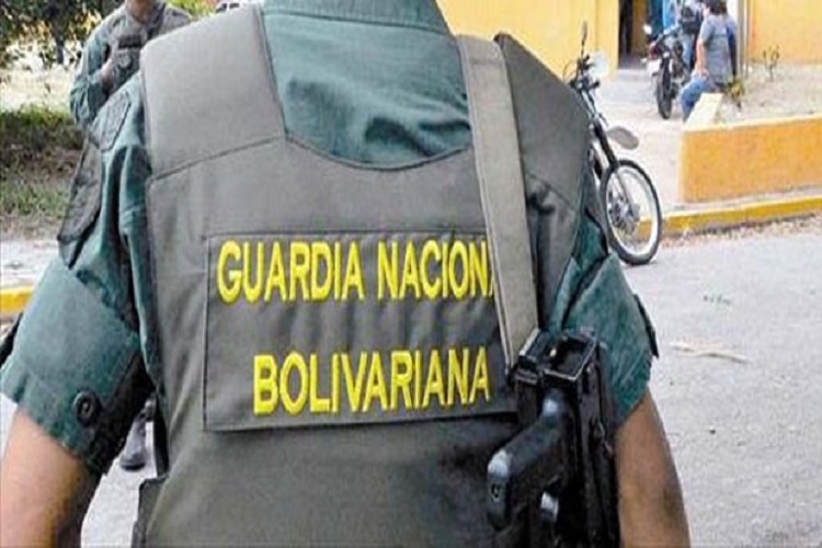 MP acusa a dos sargentos GNB por traslado irregular de un chileno solicitado por Interpol