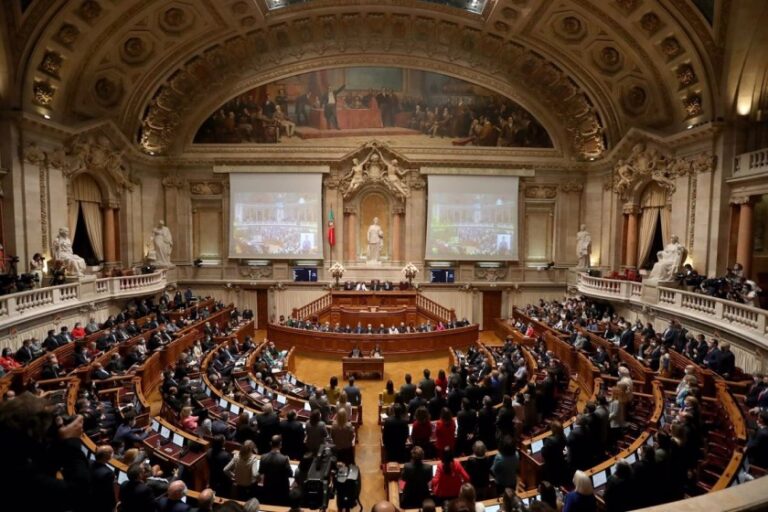 Portugal disuelve su Parlamento antes de las elecciones anticipadas de marzo