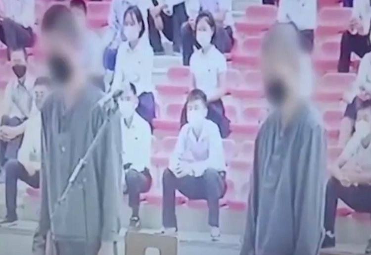 Adolescentes en Corea del Norte son condenados a 12 años de trabajos forzados por ver K-dramas
