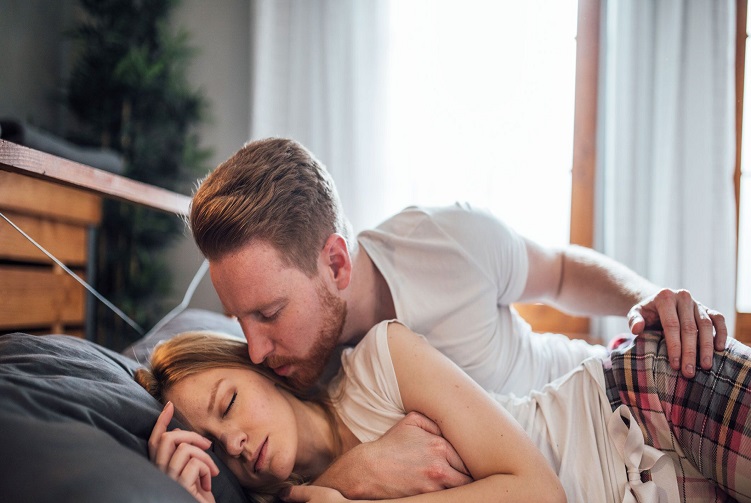 ¿Atacas a tu pareja sexualmente mientras duermes y no lo recuerdas?, entonces sufre de sexsomnia: Sepa más