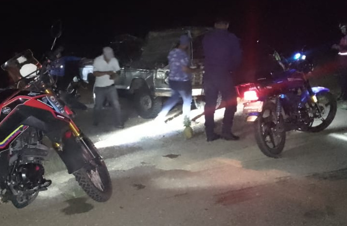 Comerciantes trujillanos ilesos en vuelco de camioneta en la Falcón-Zulia