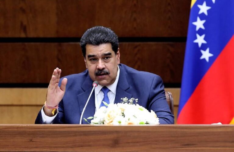 Nicolás Maduro anuncia el cierre de la embajada y consulados en Ecuador
