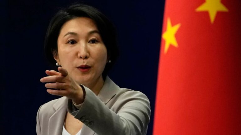 Pekín alerta que EEUU empeora las relaciones con China al vender armas a Taipéi