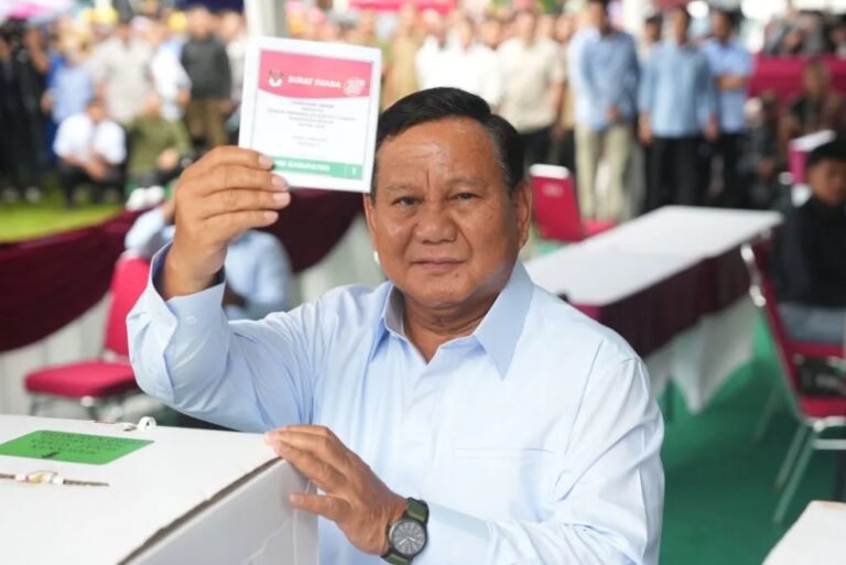 Ministro de Defensa de Indonesia toma ventaja en elecciones presidenciales