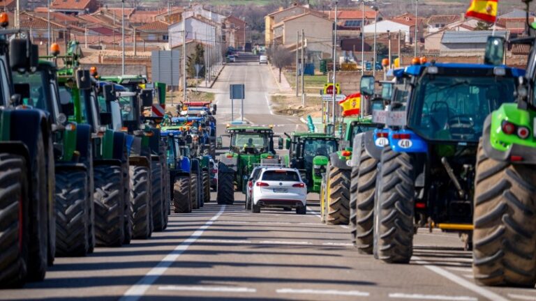 Los agricultores españoles se movilizan por tercer día consecutivo