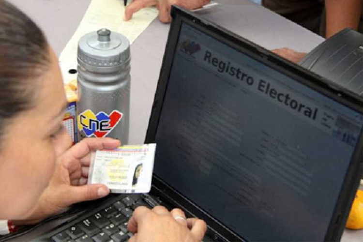 Activados 18 puntos de registro electoral en Falcón