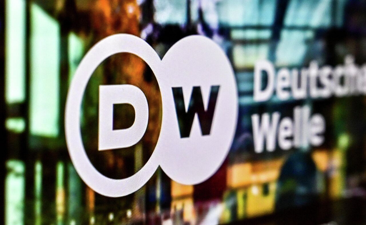 Gobierno saca al canal alemán DW de la parrilla de Simple TV
