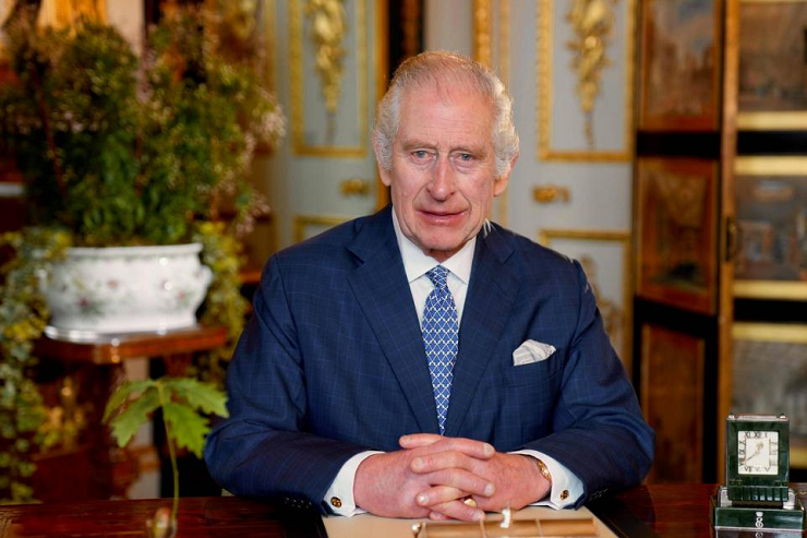 Carlos III afirma que seguirá sirviendo en la medida de sus posibilidades tras diagnóstico de cáncer