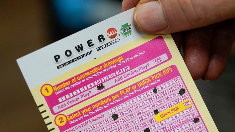 Una mujer jugó los mismos números durante 40 años hasta que finalmente ganó la lotería