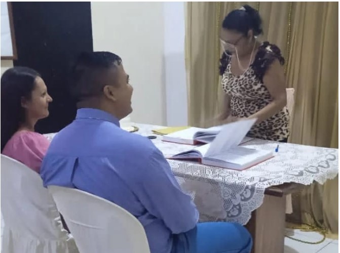 ¡Para el amor no hay barrotes!: Preso se casó en la comandancia de Policía en el Zulia