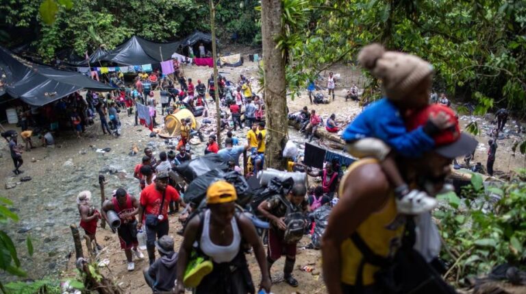 ONG suspende la atención a migrantes en el Darién por «orden» de Panamá