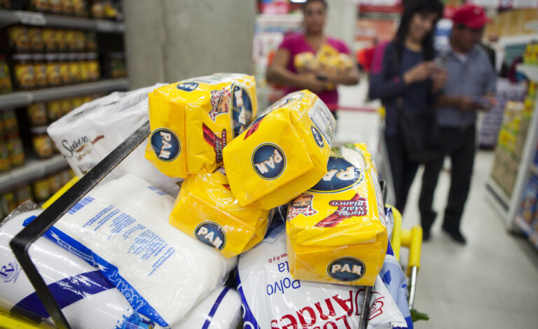 Cendas-FVM: Canasta Alimentaria en Venezuela llegó a 548 dólares en febrero