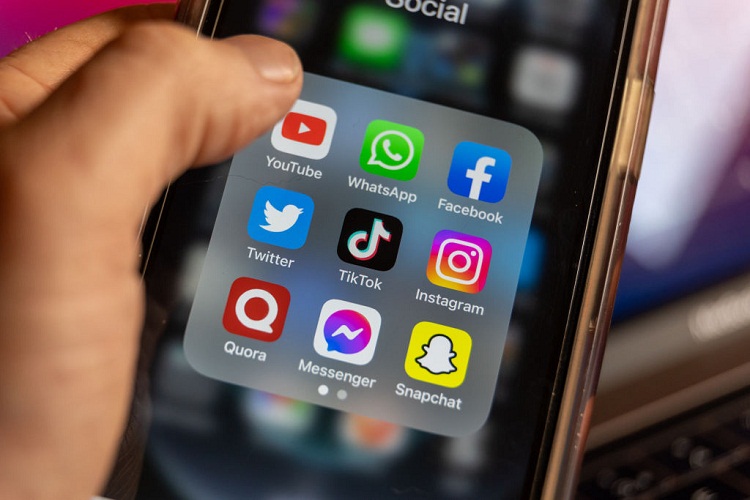 Florida prohíbe a los menores de 14 años tener cuentas en redes sociales