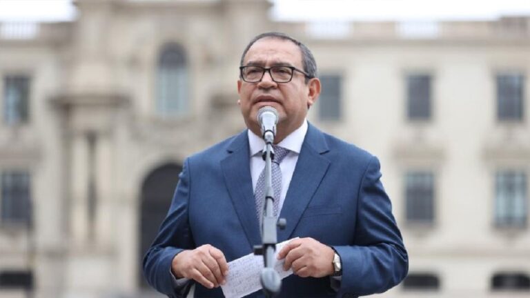El primer ministro de Perú dimite tras un escándalo por supuesto tráfico de influencias