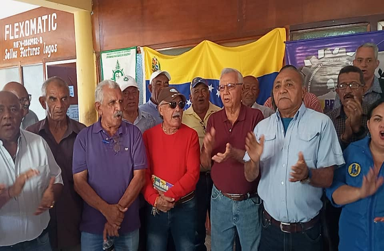 Gremios anuncian agenda de lucha en Coro por el Día del Trabajador 