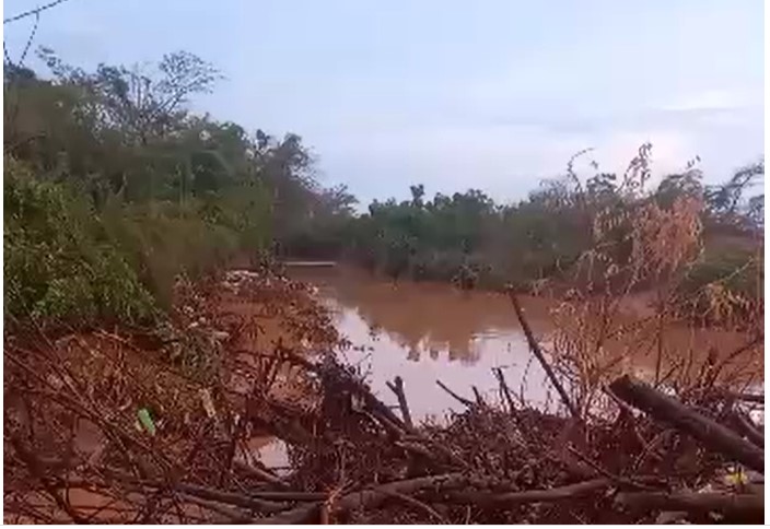 Desbordamiento temporal de quebrada La Pringamosa de Mene Mauroa fue por taponamiento de cauce hídrico