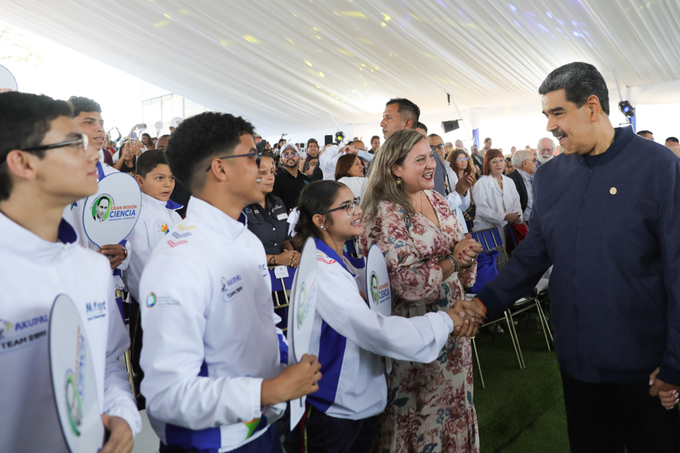 Maduro inaugurará Universidad de las Ciencias de Venezuela