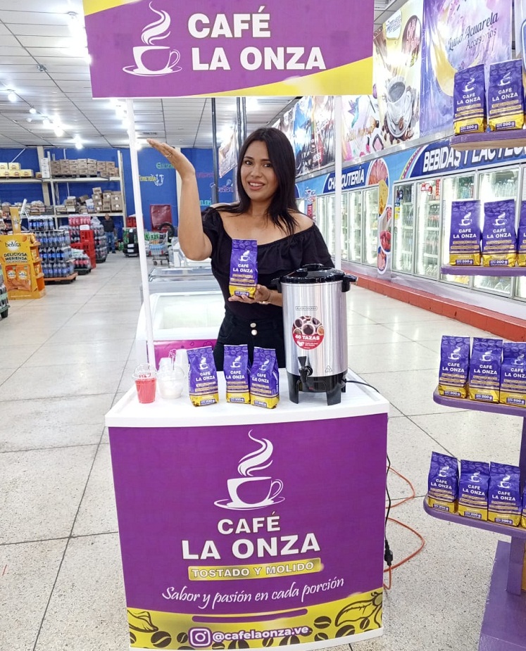 Café La Onza, con sello paraguanero, llegó a MegaCentro