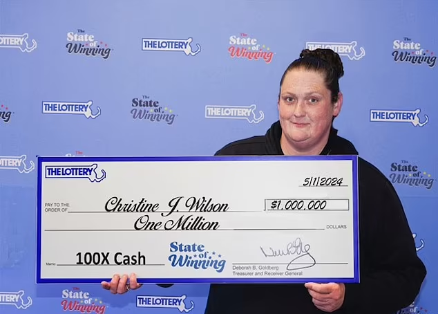Mujer ha ganado un millón de dólares dos veces con billetes de lotería en las últimas 10 semanas