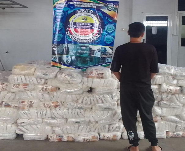 Sipef incauta 2,6 toneladas de harina de trigo vencida y detiene a comerciante asiático