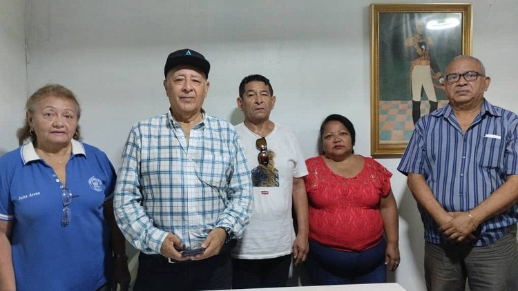 Pensionados y jubilados en Paraguaná rechazan sistema de bonos y exigen salarios reales