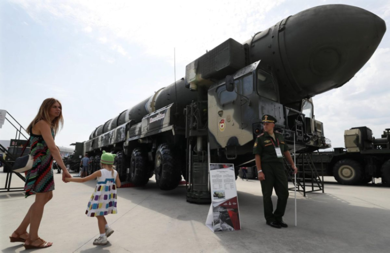 Rusia pone en servicio el misil intercontinental Bulava