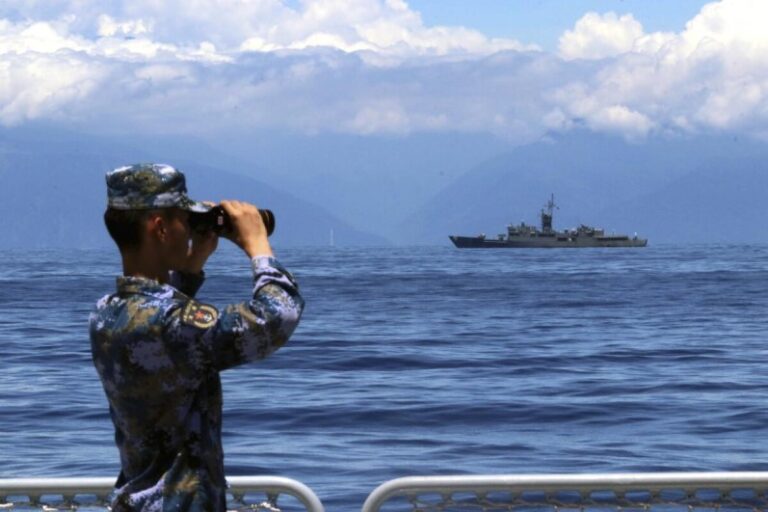 China emprende ejercicios militares cerca de Taiwán
