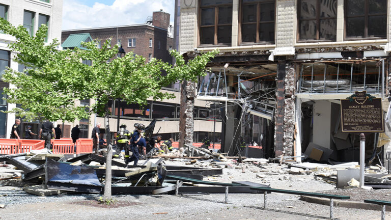 Varios heridos por explosión en edificio del Chase Bank de Ohio