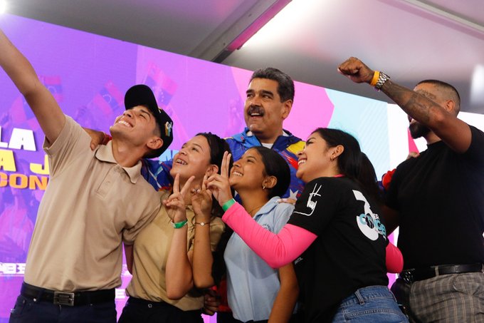 Maduro aprobó programas de la Gran Misión Venezuela Joven y financiamientos de CrediJoven