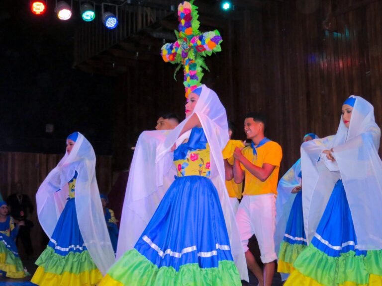 MODAFAL cierra con broche de oro el mes de la Danza en Falcón