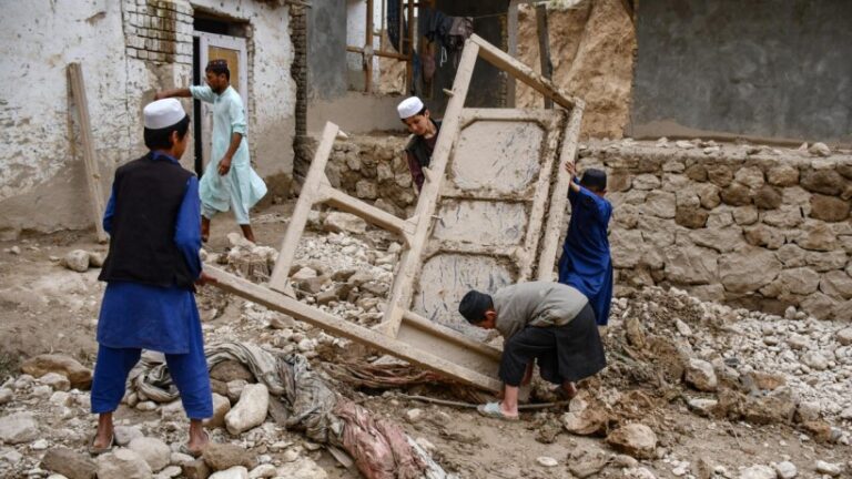 Nuevas inundaciones causan otros 66 muertos en Afganistán